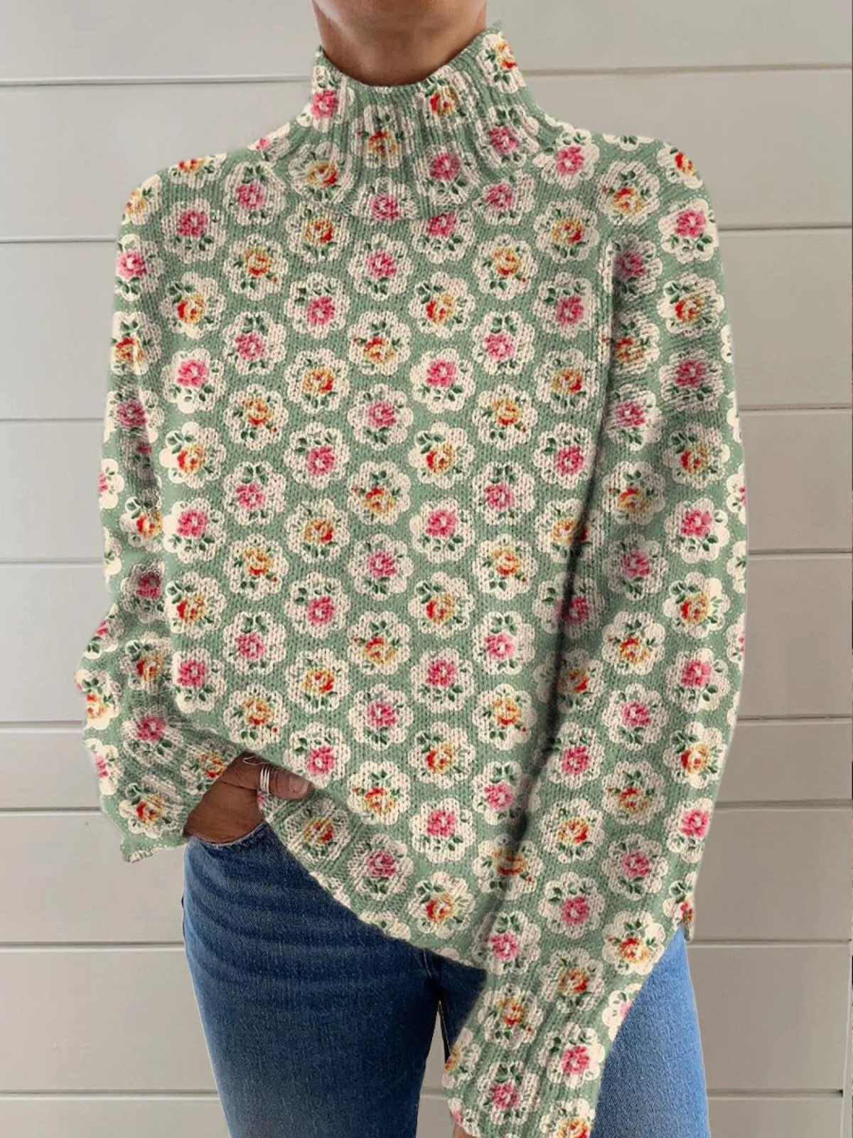 Etta | Pull Foncé à Col Montant avec Motif Floral