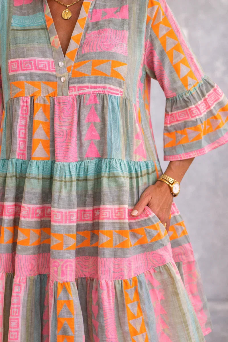 Nova | Une robe midi aux couleurs vives, légère et confortable, idéale pour le week-end