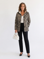 Venlora Mode| Léa Quilted Jacket with Drawn Circles