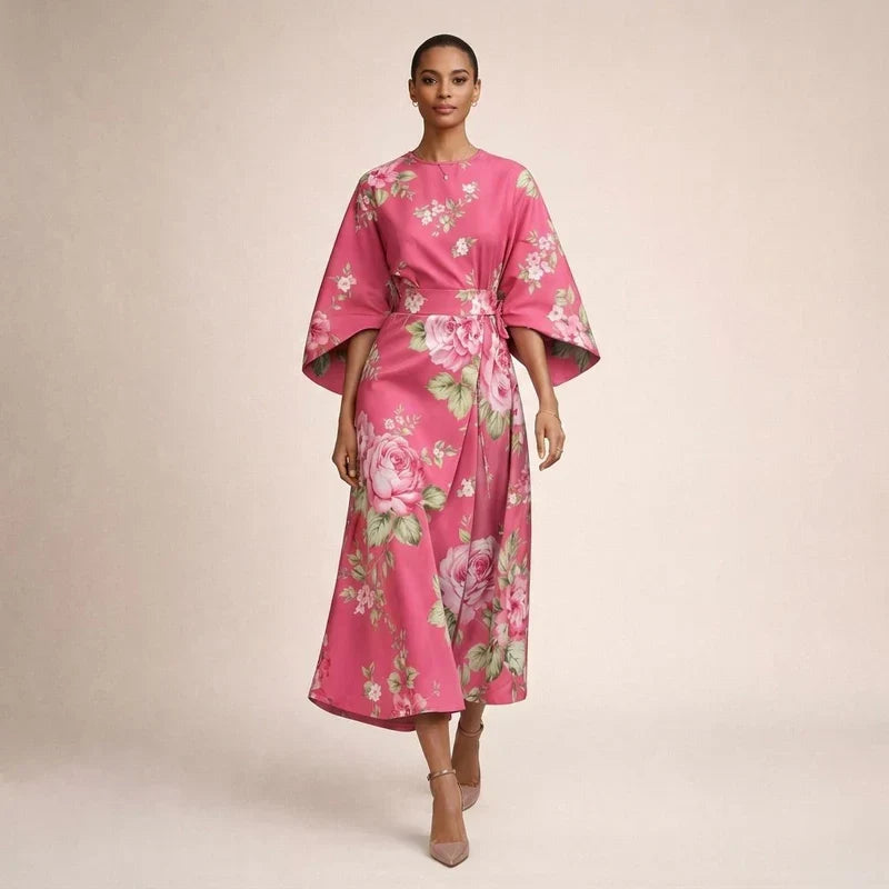 Clementine | Robe midi à motifs floraux, taille sculptée et élégance aérienne