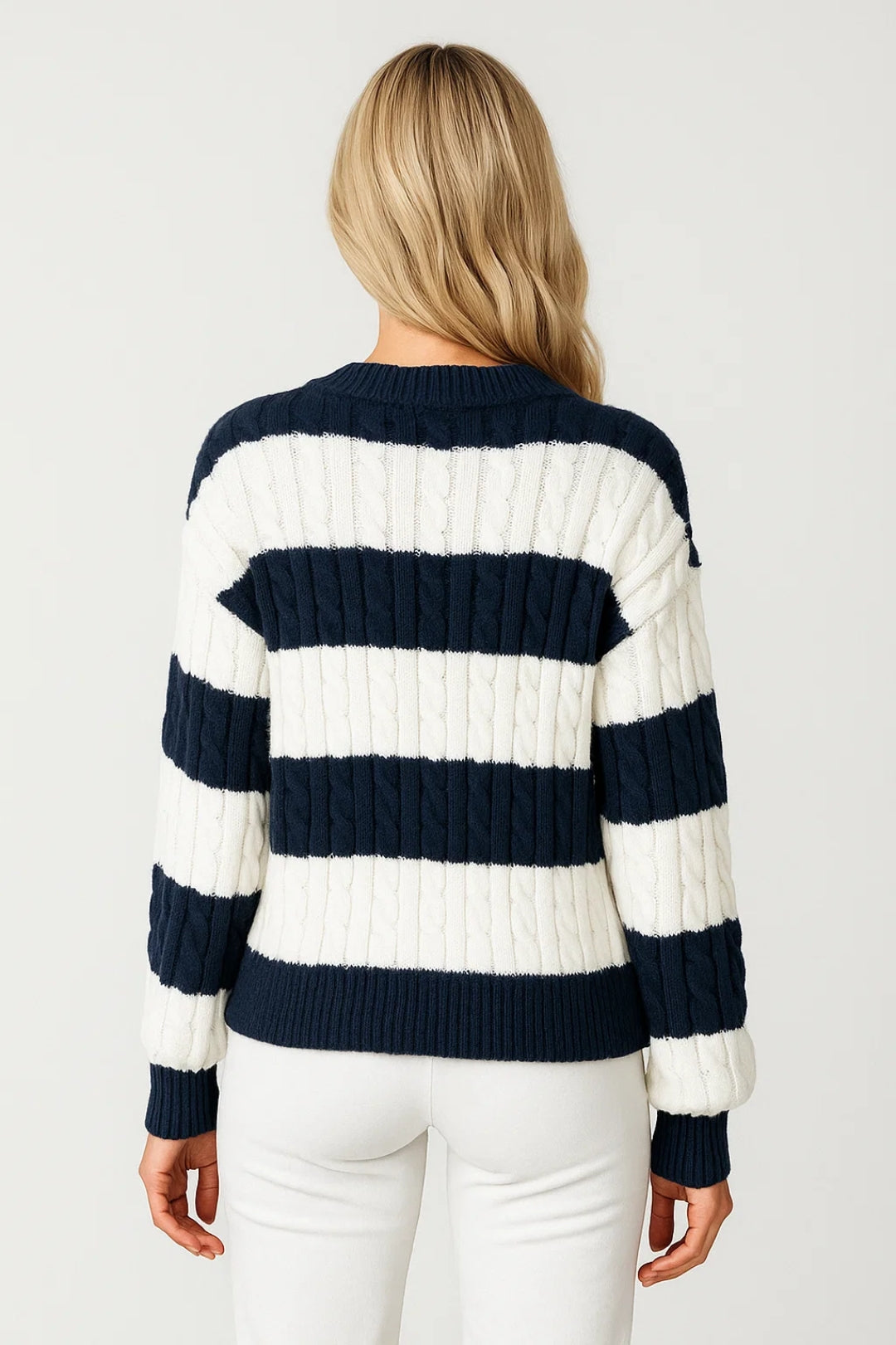 Mirelle | Pull rayé à col en V et motif torsadé