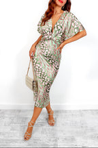 Élina | Robe Midi Satinée à Taille Sculptante