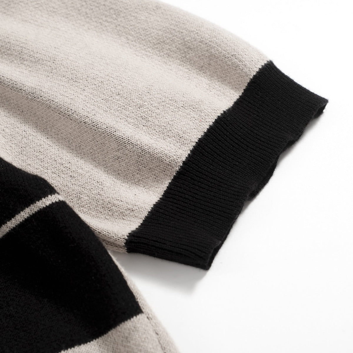 Polo rétro en tricot pour homme des années 60 - motif géométrique intemporel