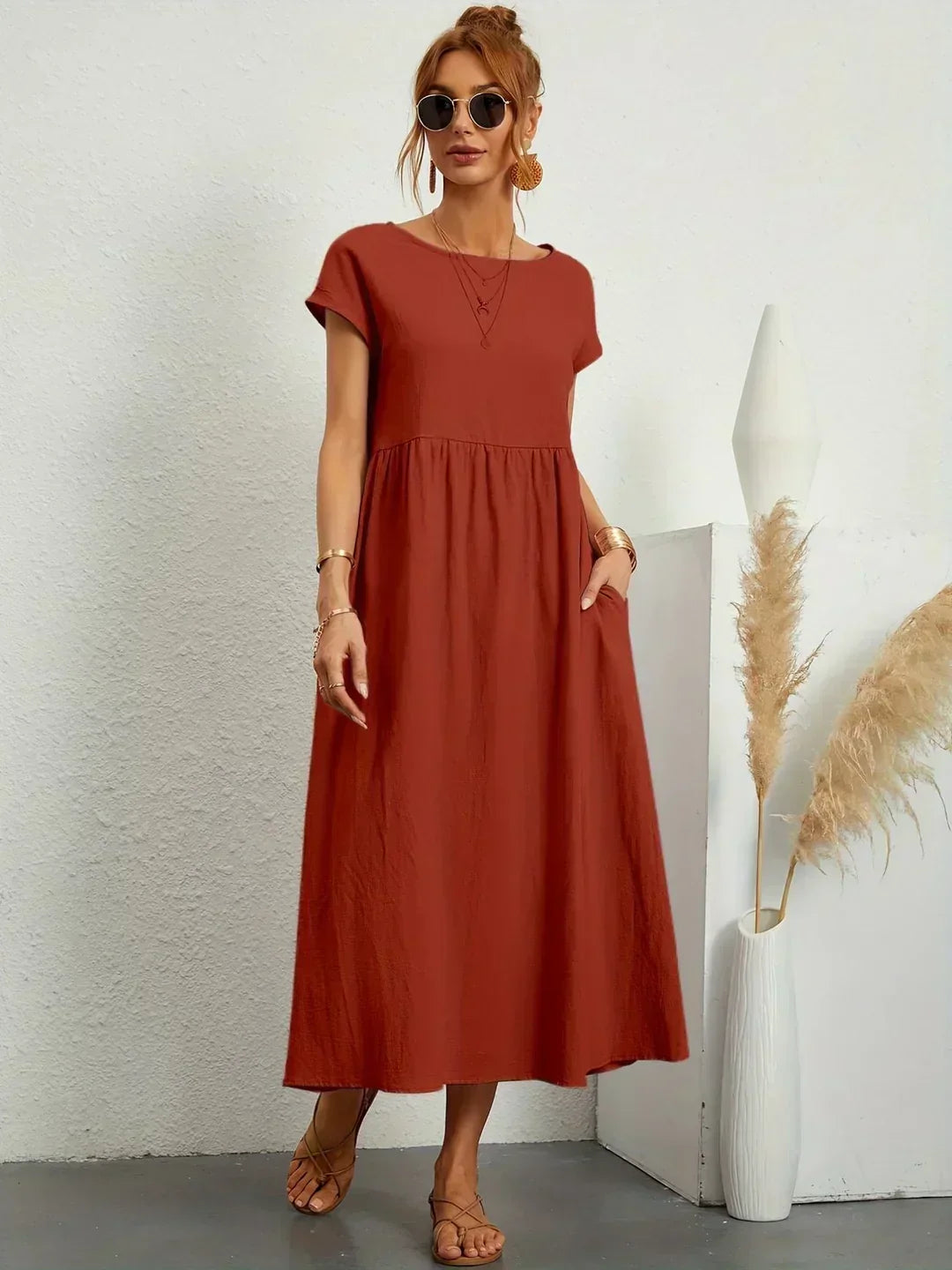 Heike | Robe midi fluide à l'élégance intemporelle