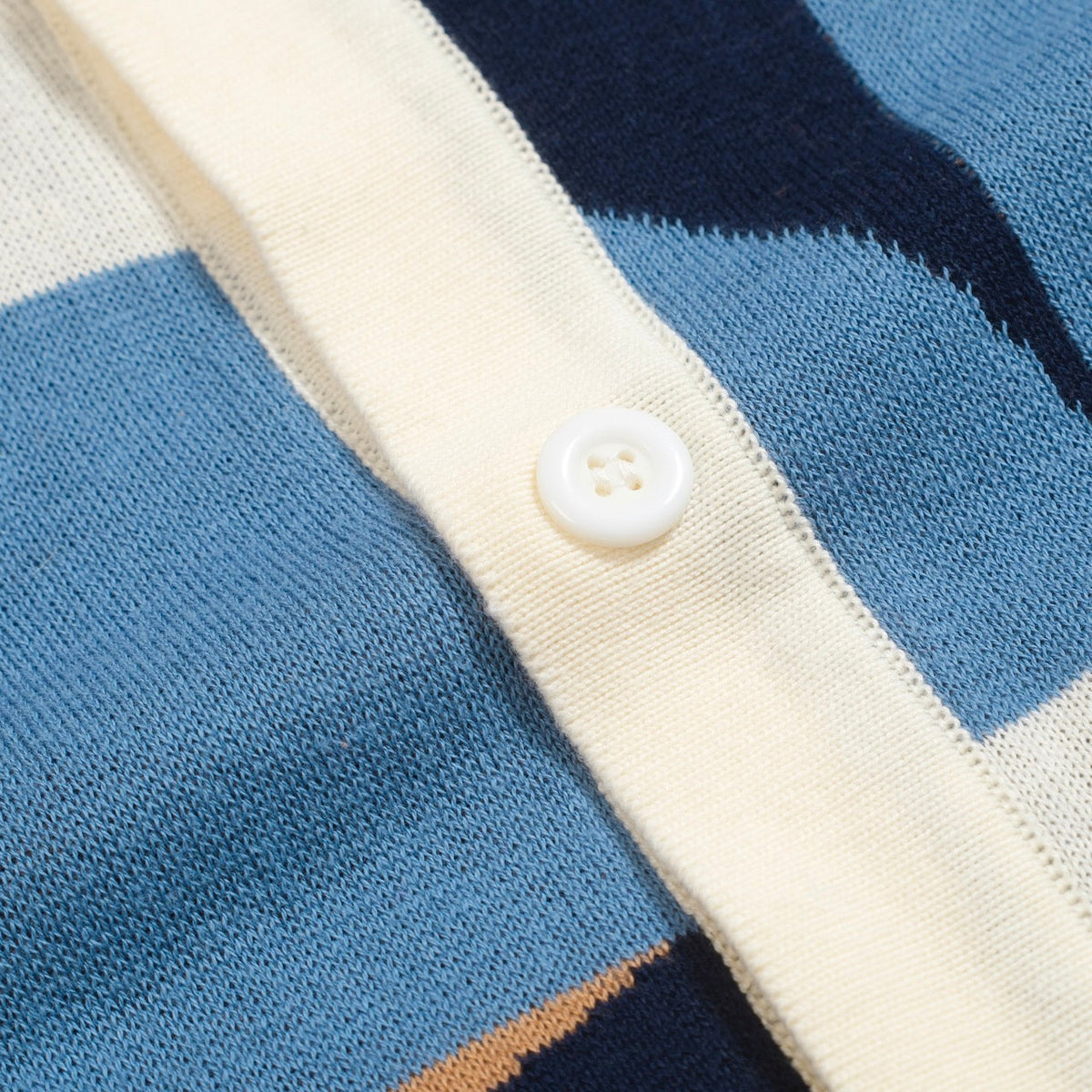 Chemise rétro en maille pour homme – Polo bleu vintage à motifs géométriques avec boutons