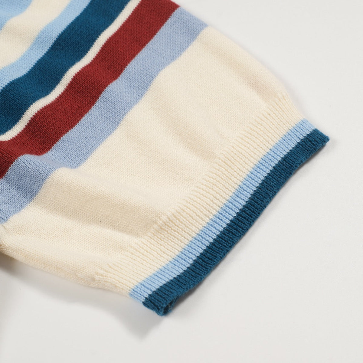 Chemise polo vintage à rayures bleues pour homme, col en V
