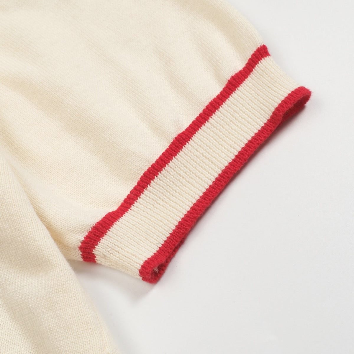 Pull en tricot blanc abricot à col V pour homme - 1976