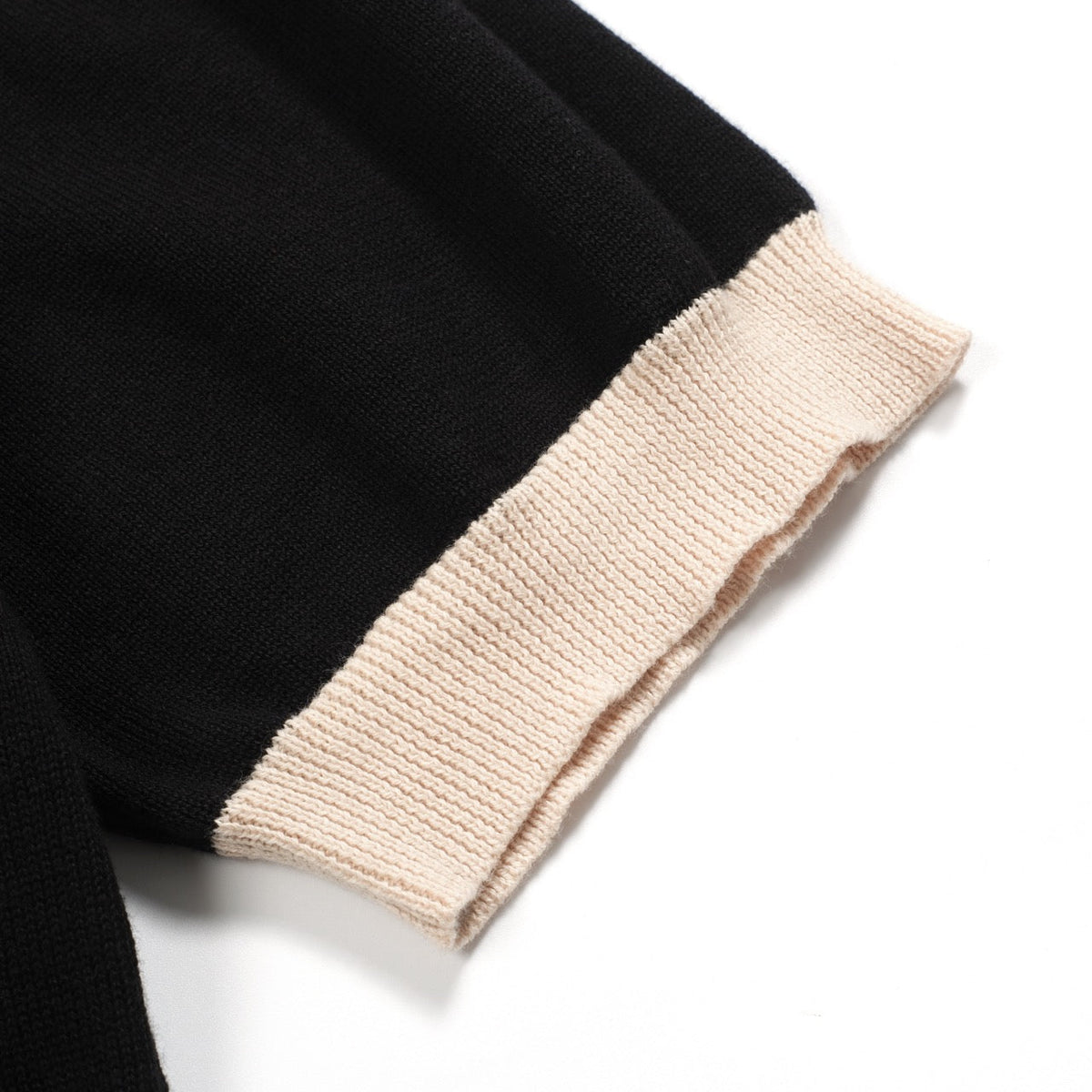 Vintage 1977 Black Jacquard Knit T-Shirt for Men