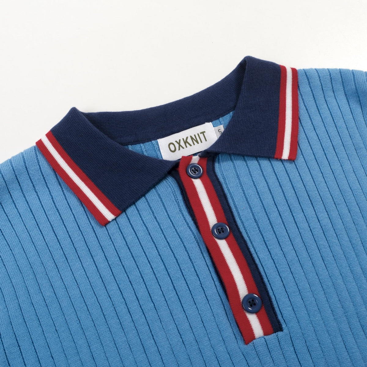 Pull en tricot vintage bleu pour homme, style années 60