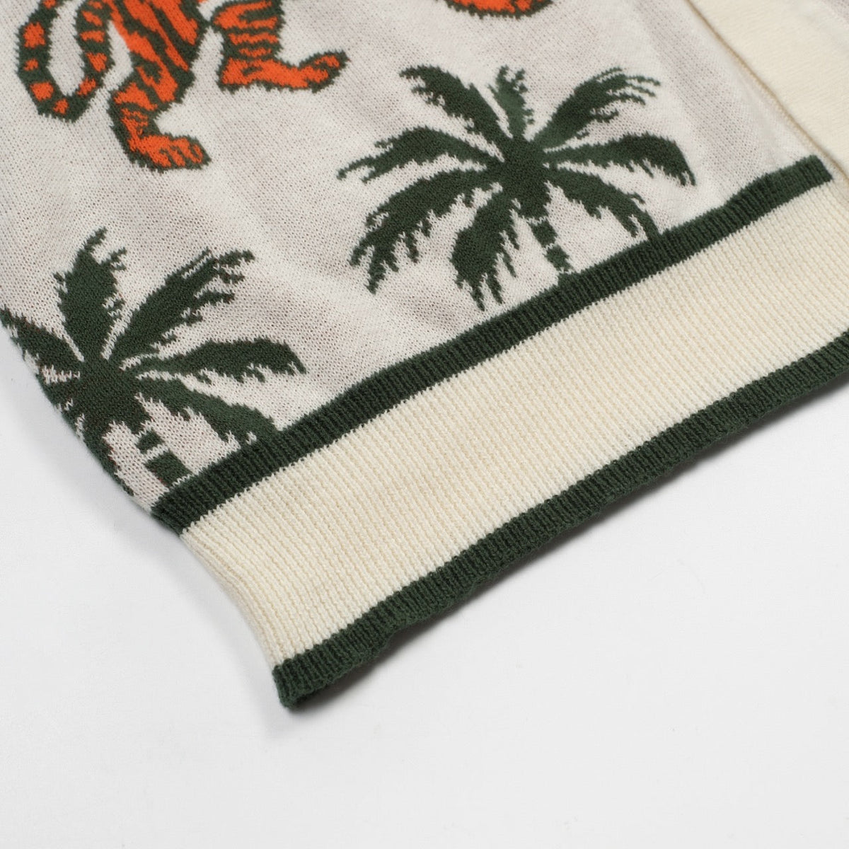 Cardigan en tricot vert pour homme avec motif d'arbre à coco et animaux