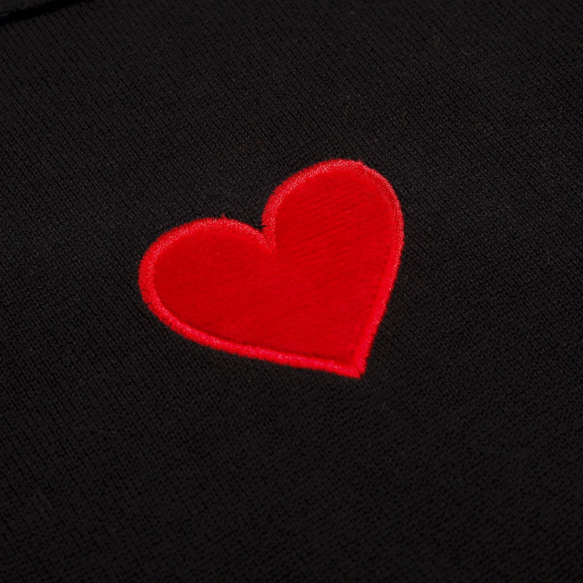 Polo noir à rayures pour homme avec broderie cœur rétro