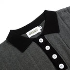 Pull en maille grise rétro minimaliste pour homme avec cœur brodé