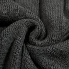 Pull en maille grise rétro minimaliste pour homme avec cœur brodé