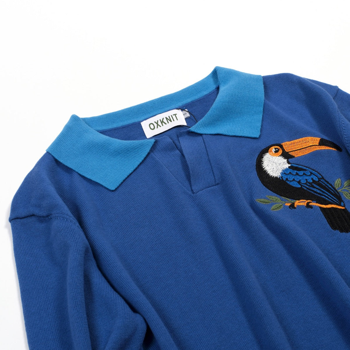 Pull Vintage Bleu pour Homme à Col en V, Tricoté avec Broderie Animale