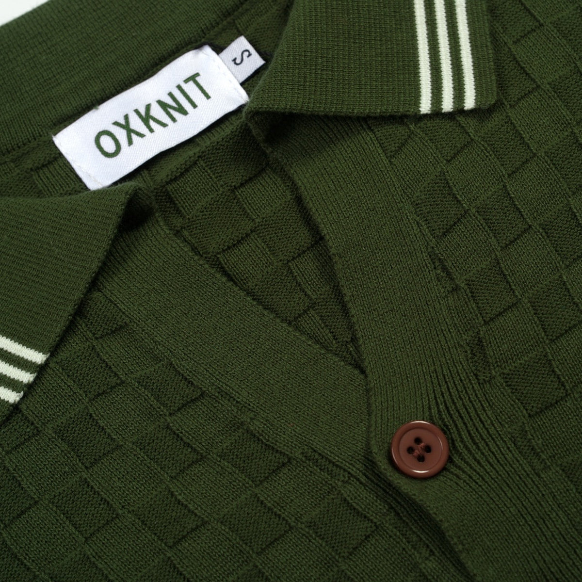Pull décontracté en tricot pour homme vert, style sportif des années 70, texture en maille