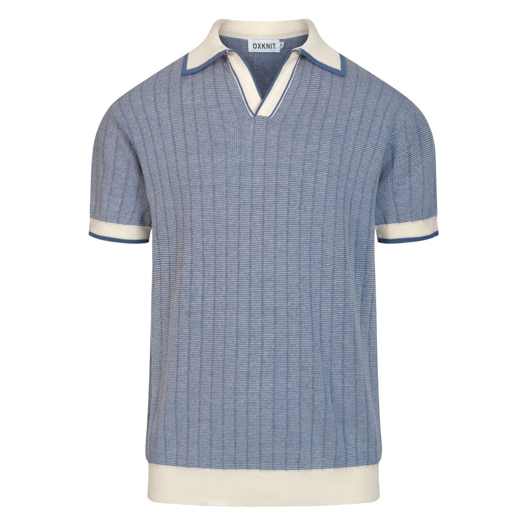 Polo tricoté bleu pour homme au style sportif des années 70