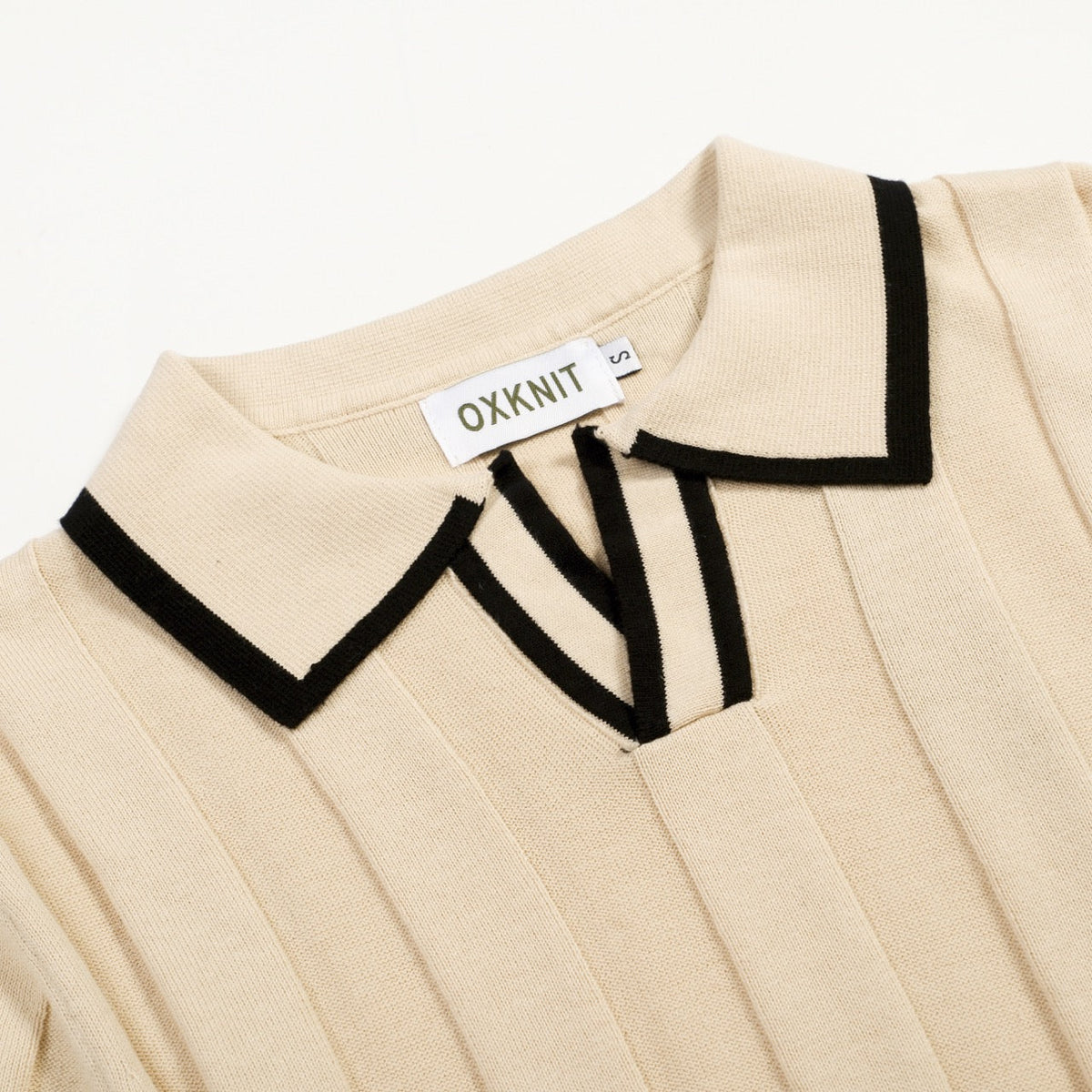 Polo décontracté pour homme style années 70 en abricot - Old Money