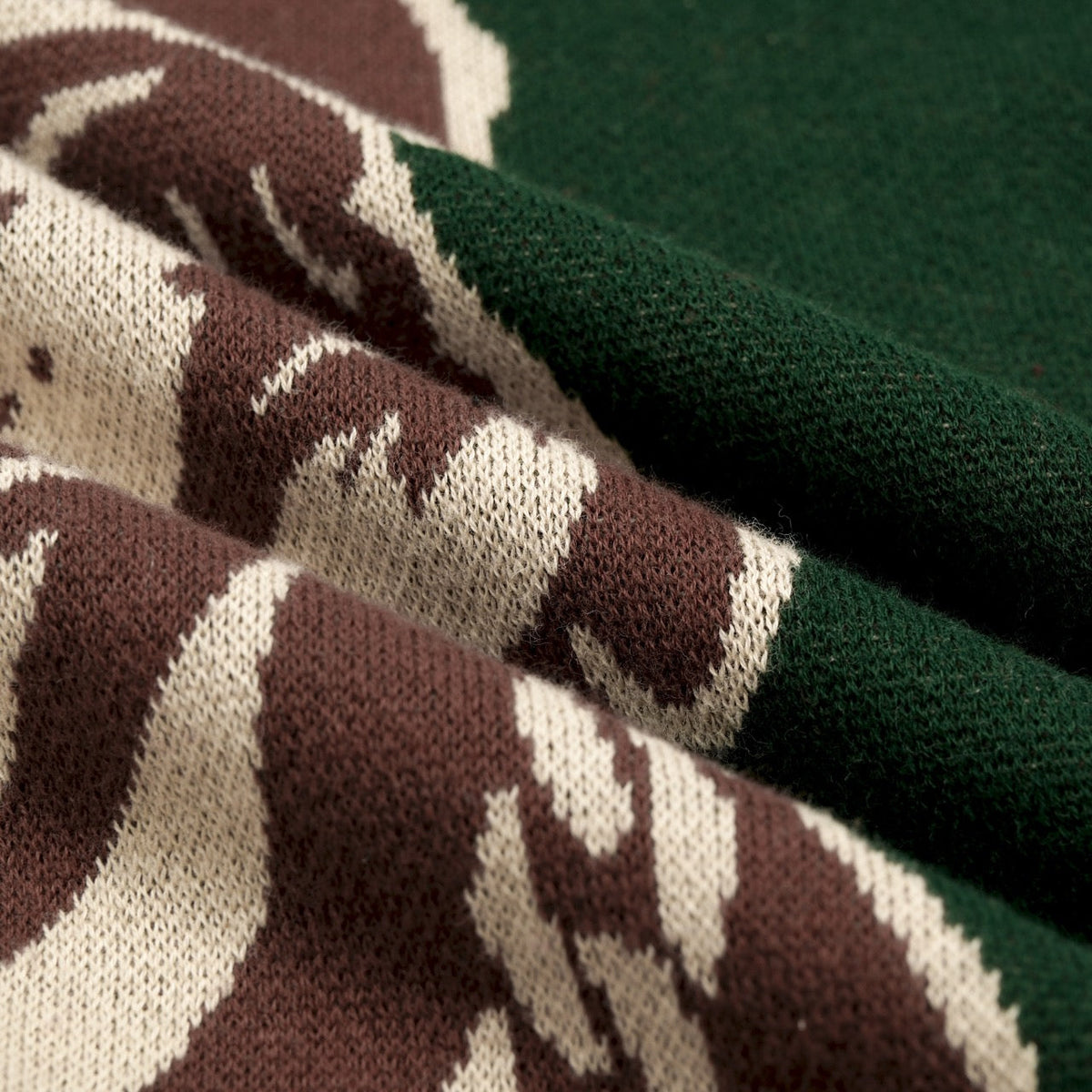 T-shirt vert en maille jacquard pour homme avec motif animalier