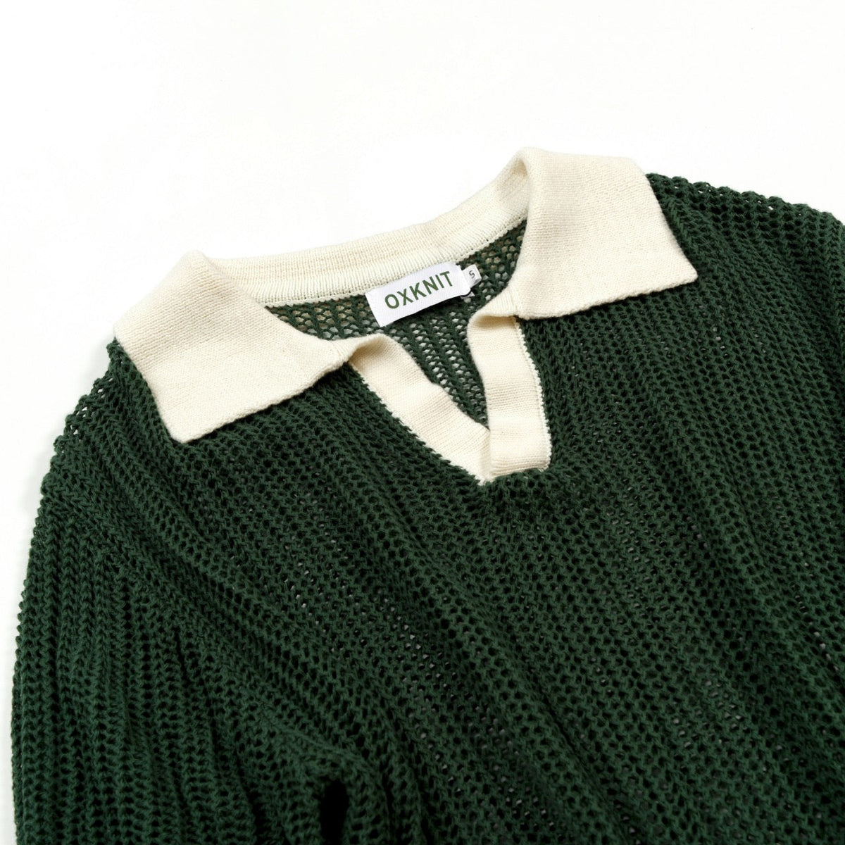 Pull en maille ajourée verte style années 70 pour homme avec col montant
