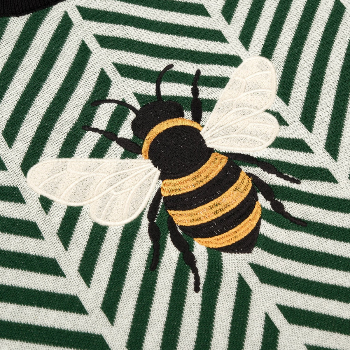 Classique T-shirt vert pour homme en tricot avec broderie d'abeille