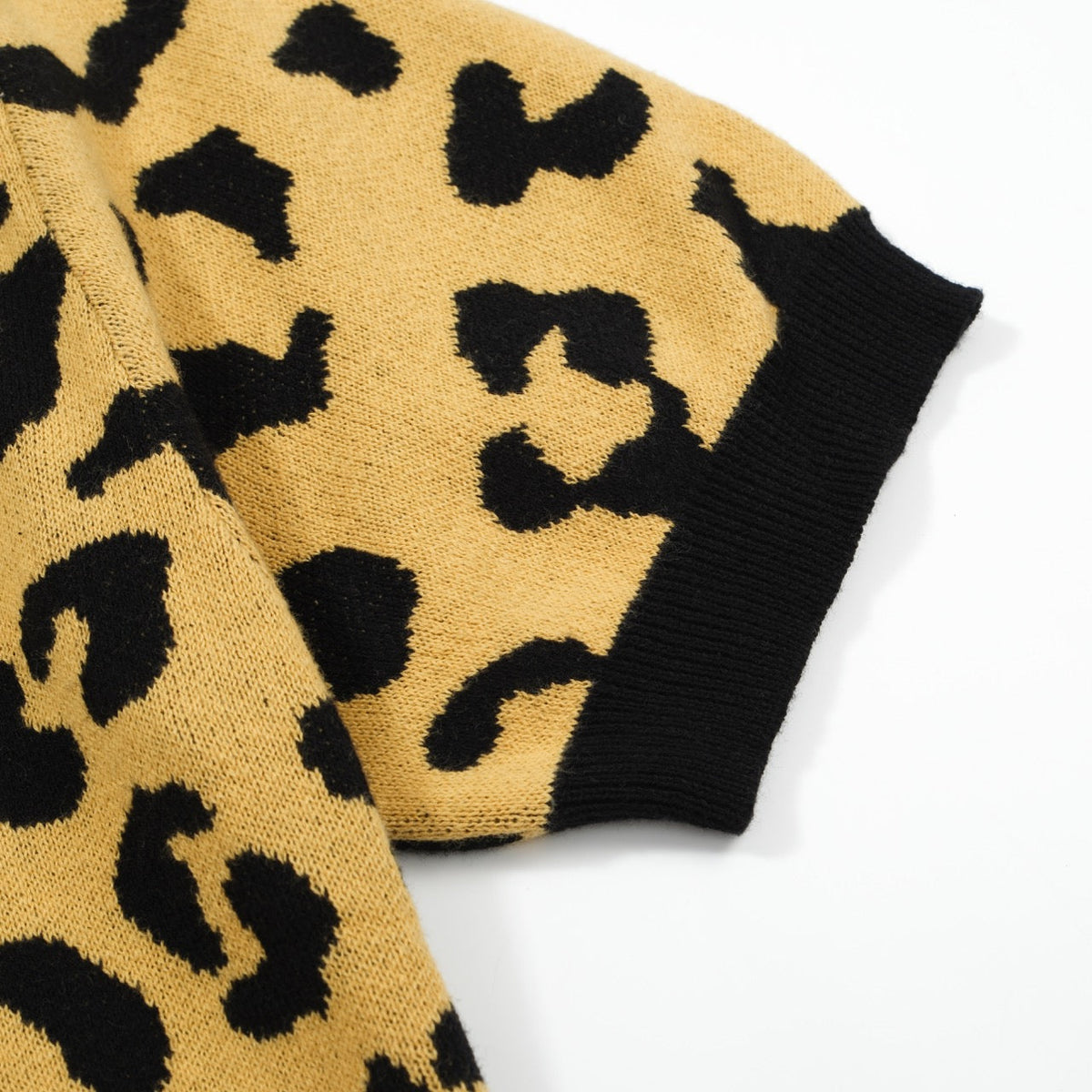 Pull en tricot pour homme années 60 - Motif léopard audacieux en jaune vif