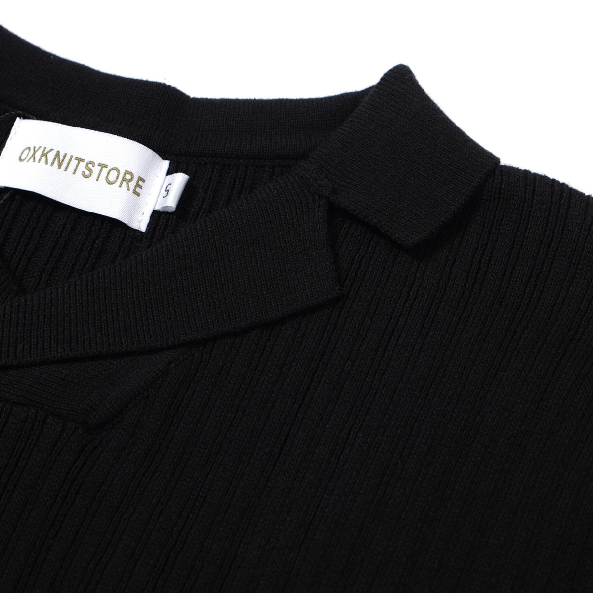 Chemise rétro minimaliste en jersey noir à côtes pour homme des années 60