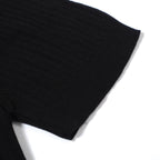 Chemise rétro minimaliste en jersey noir à côtes pour homme des années 60