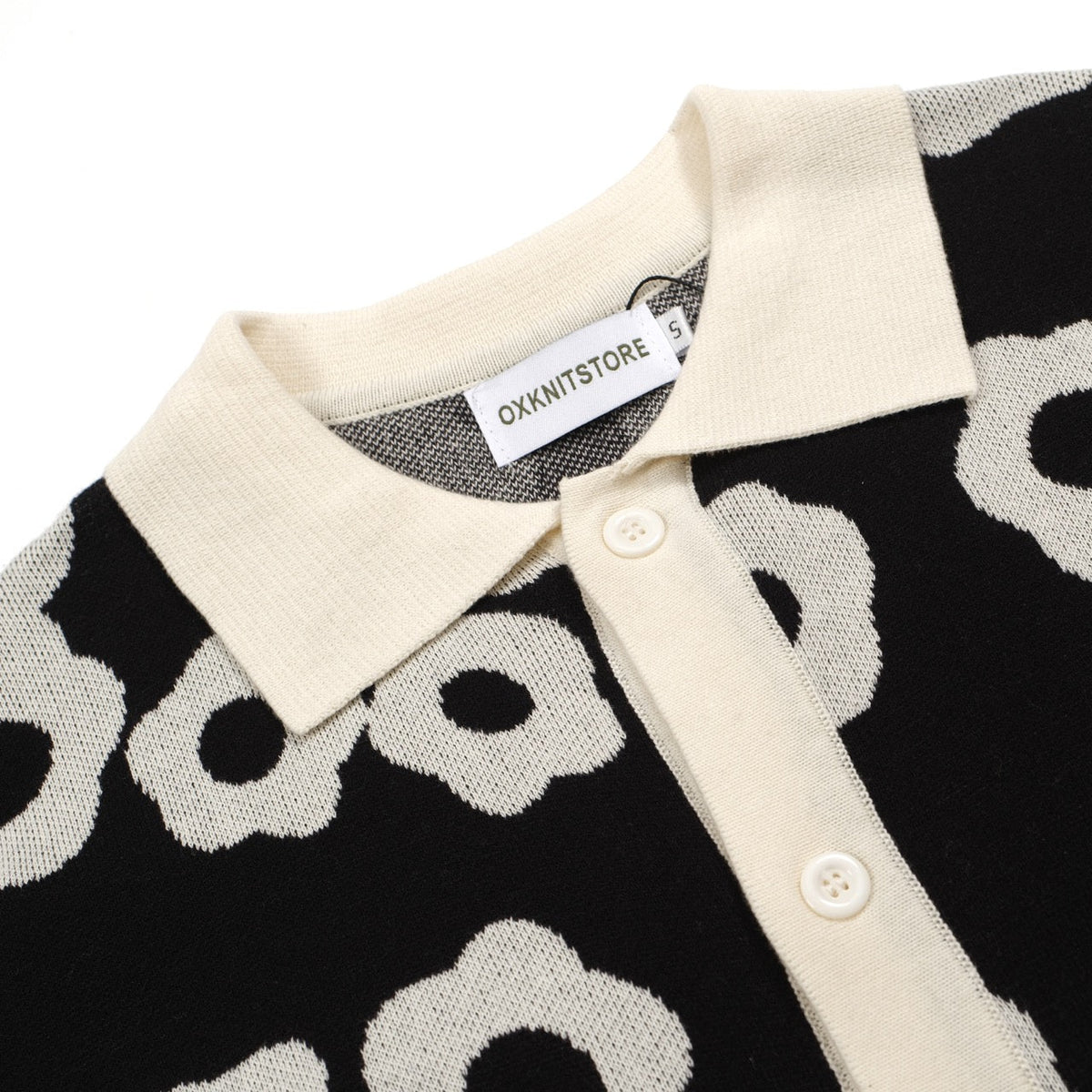Chemise Polo Rétro à Fleurs Noires et Crème pour Homme – Modèle Années 60