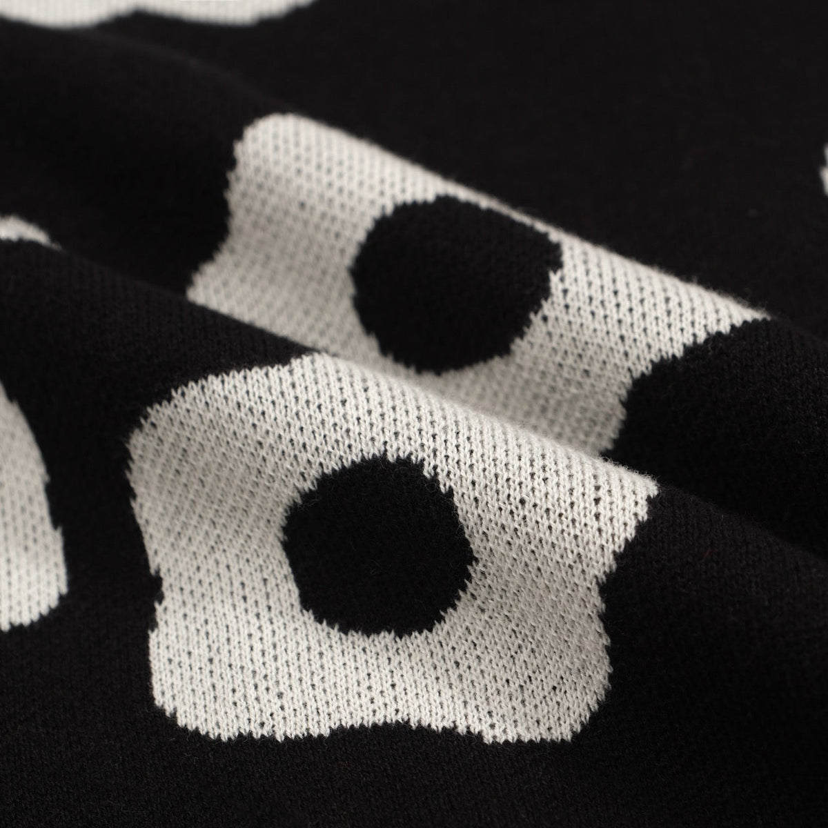 Chemise Polo Rétro à Fleurs Noires et Crème pour Homme – Modèle Années 60