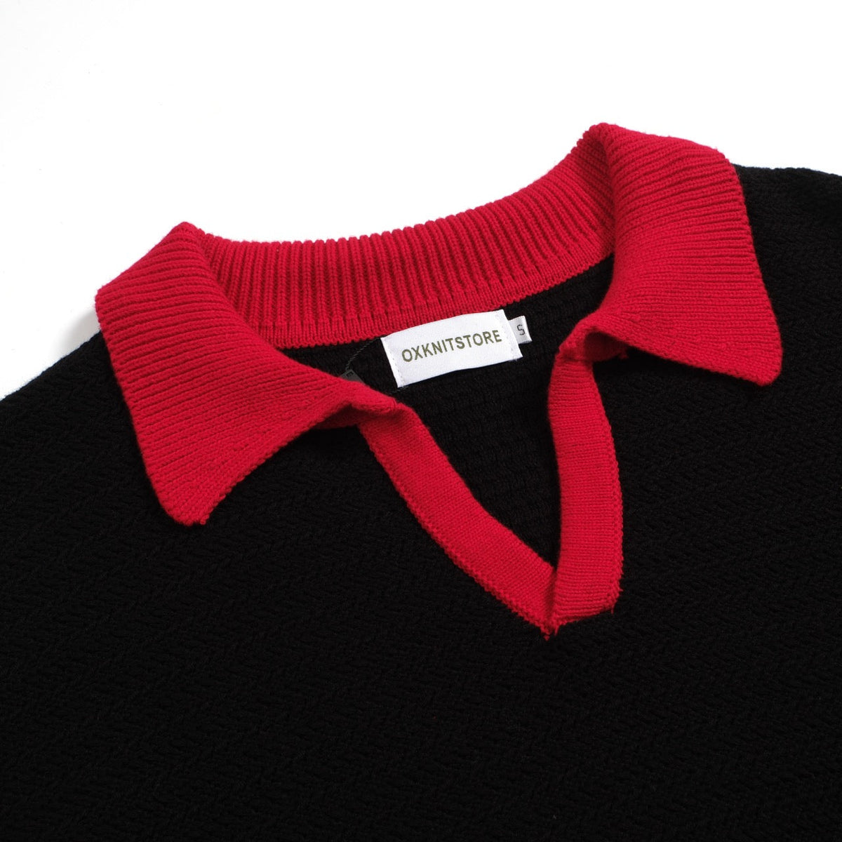 Chemise rétro noir pour homme des années 70 – Polo à encolure V avec contraste rouge