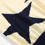 Pull tricoté à motifs étoiles des années 60 pour homme – Marine et crème, style rétro mod