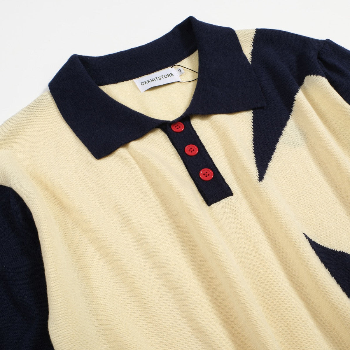 Pull tricoté à motifs étoiles des années 60 pour homme – Marine et crème, style rétro mod