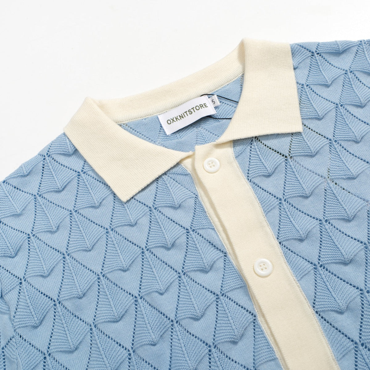 Chemise vintage homme années 70 – Bleu ciel rétro à boutons avec finition crème