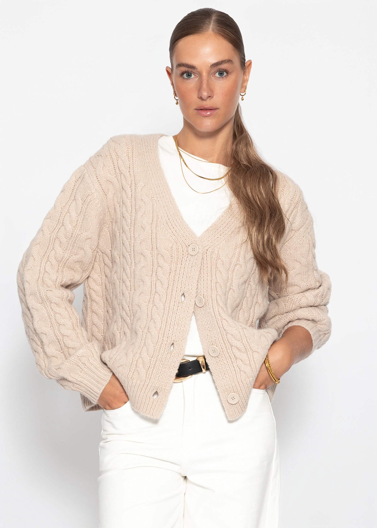 Gilet en tricot avec motif en torsades - greige