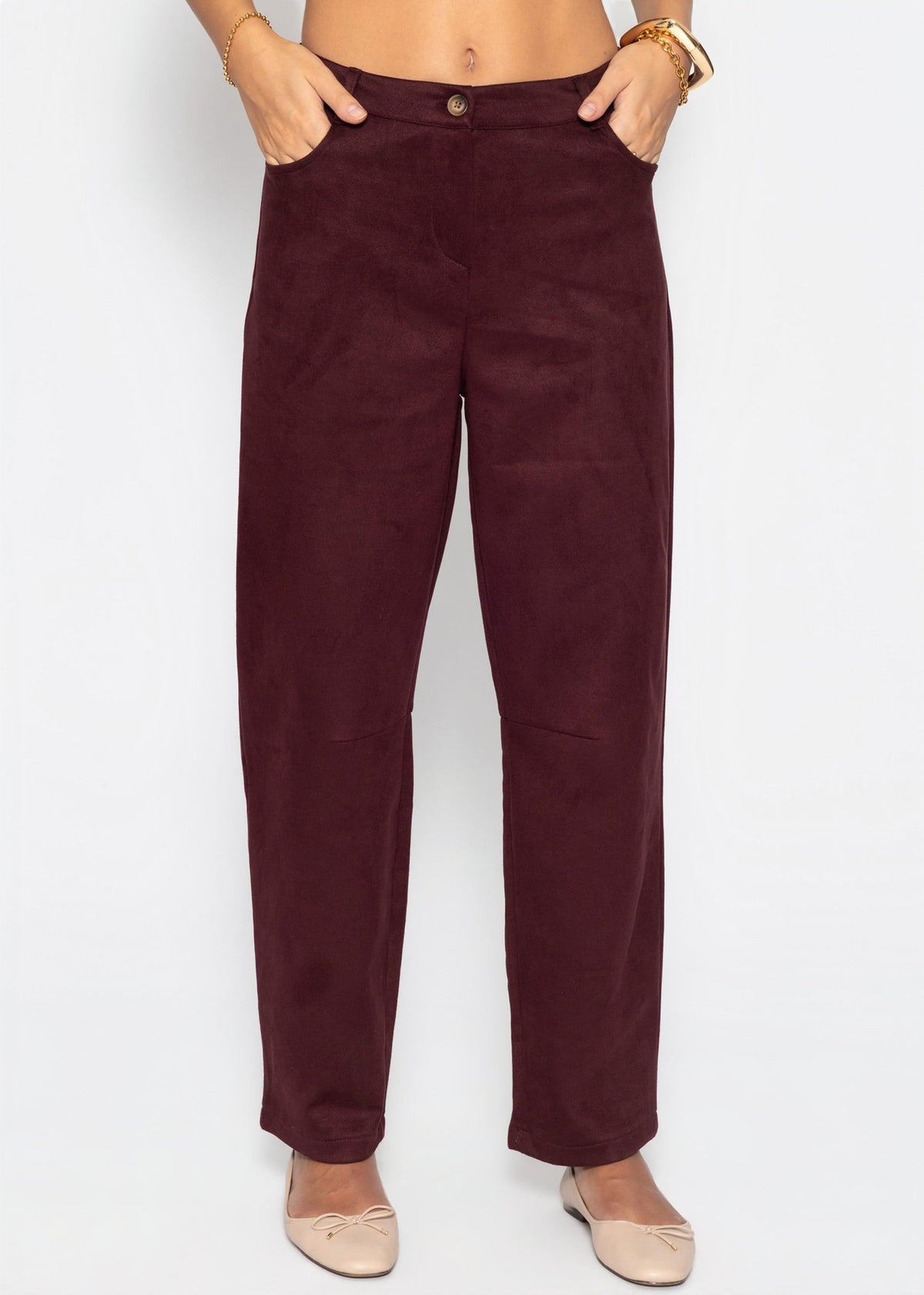 Pantalon à jambes en baril en look daim - bordeaux