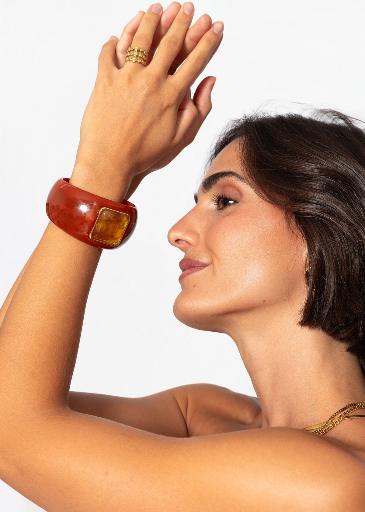 Bracelet large avec pierre décorative - rouge rouille
