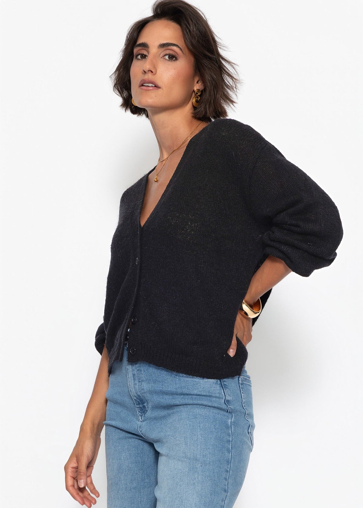 Cardigan en maille fine avec décolleté en V - noir