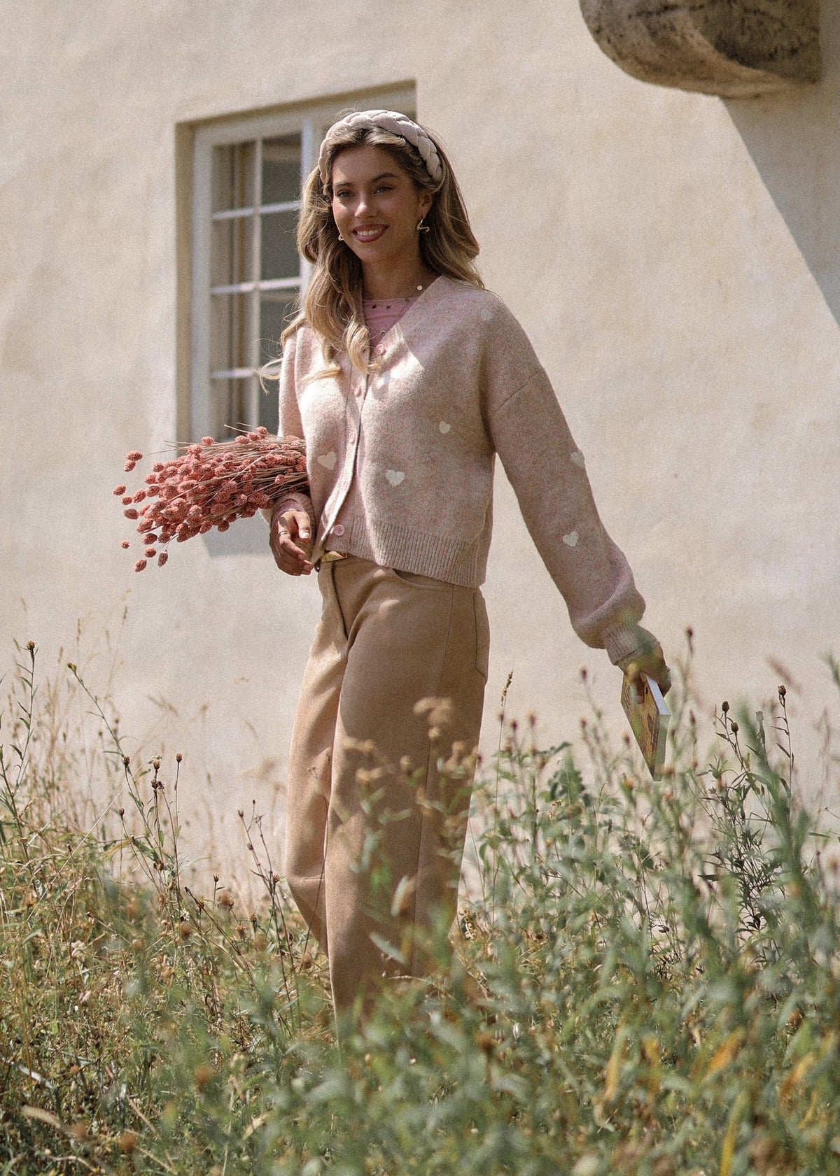 Cardigan avec cœurs blancs - beige
