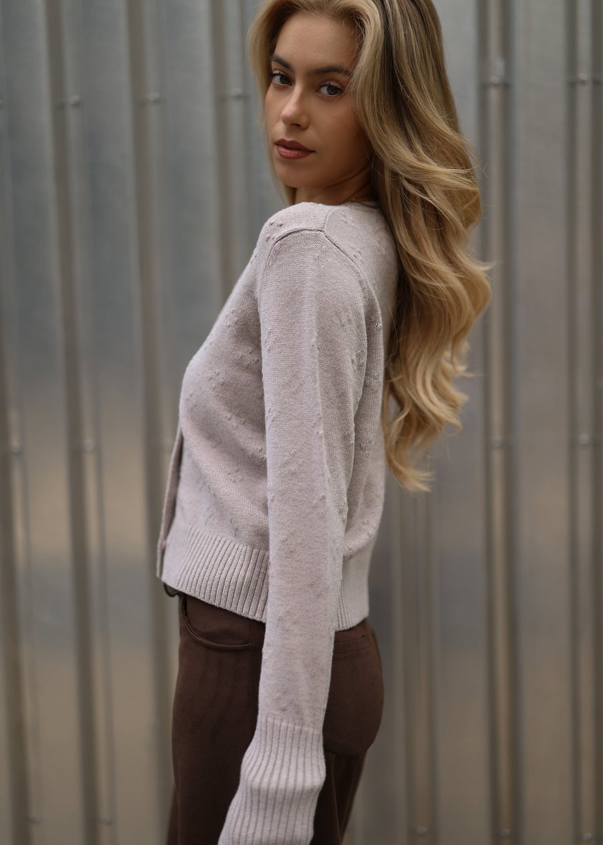 Gilet en maille fine avec motif structuré - gris