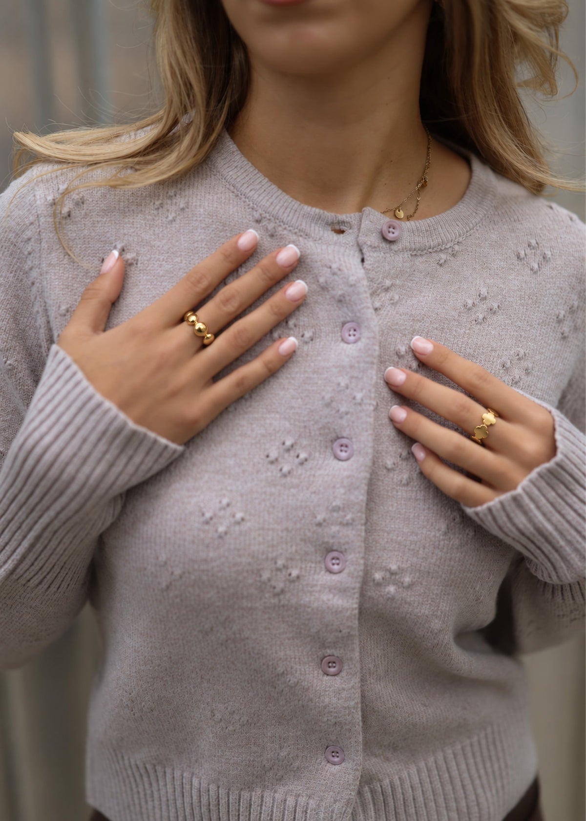 Gilet en maille fine avec motif structuré - gris