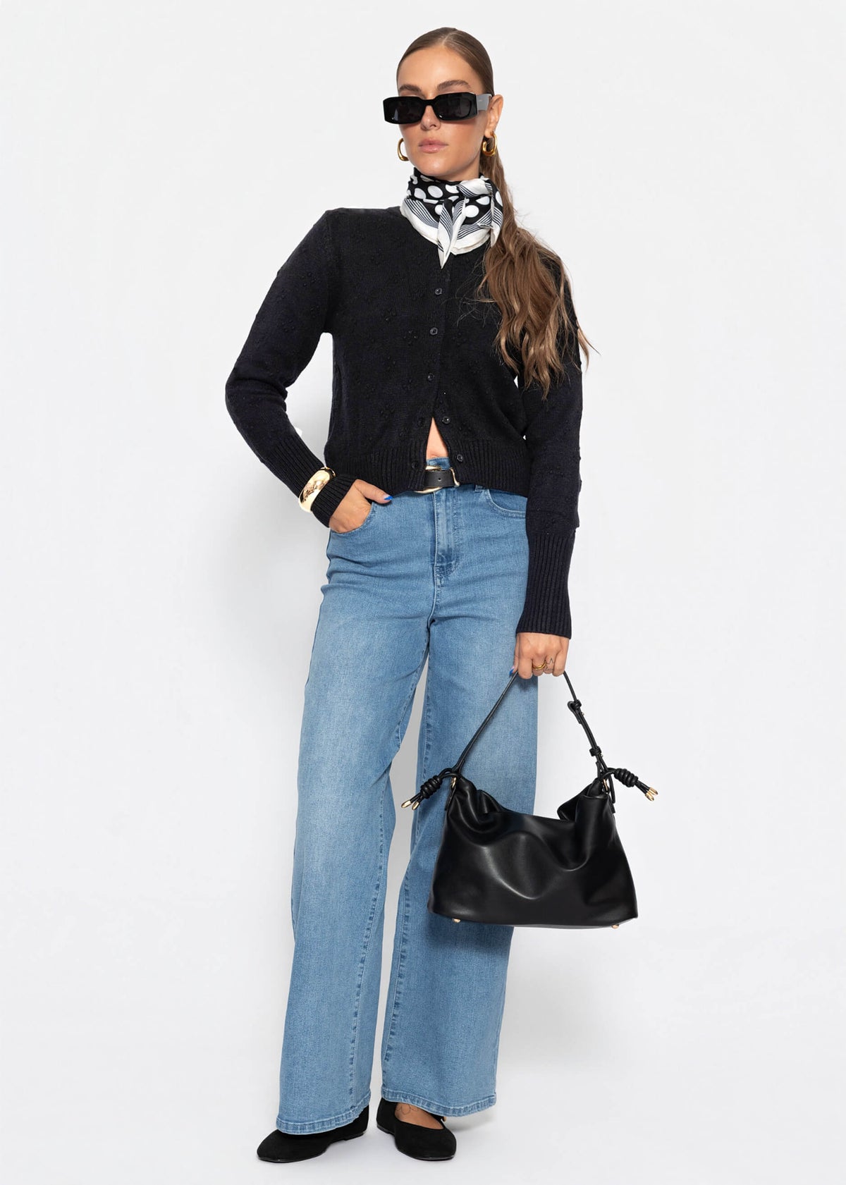 Gilet en maille fine avec motif structuré - noir