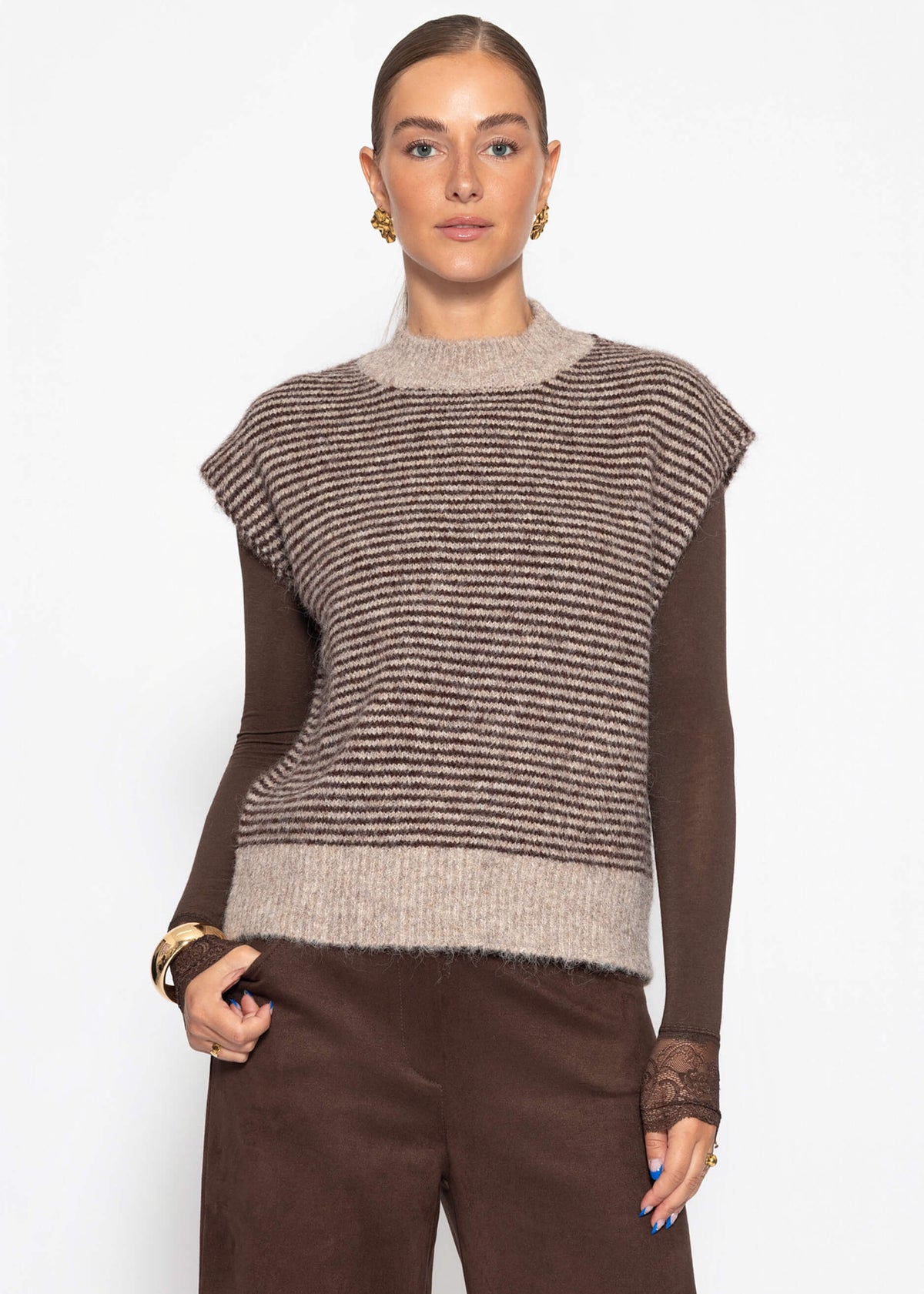 Gilet rayé avec col montant - marron-beige