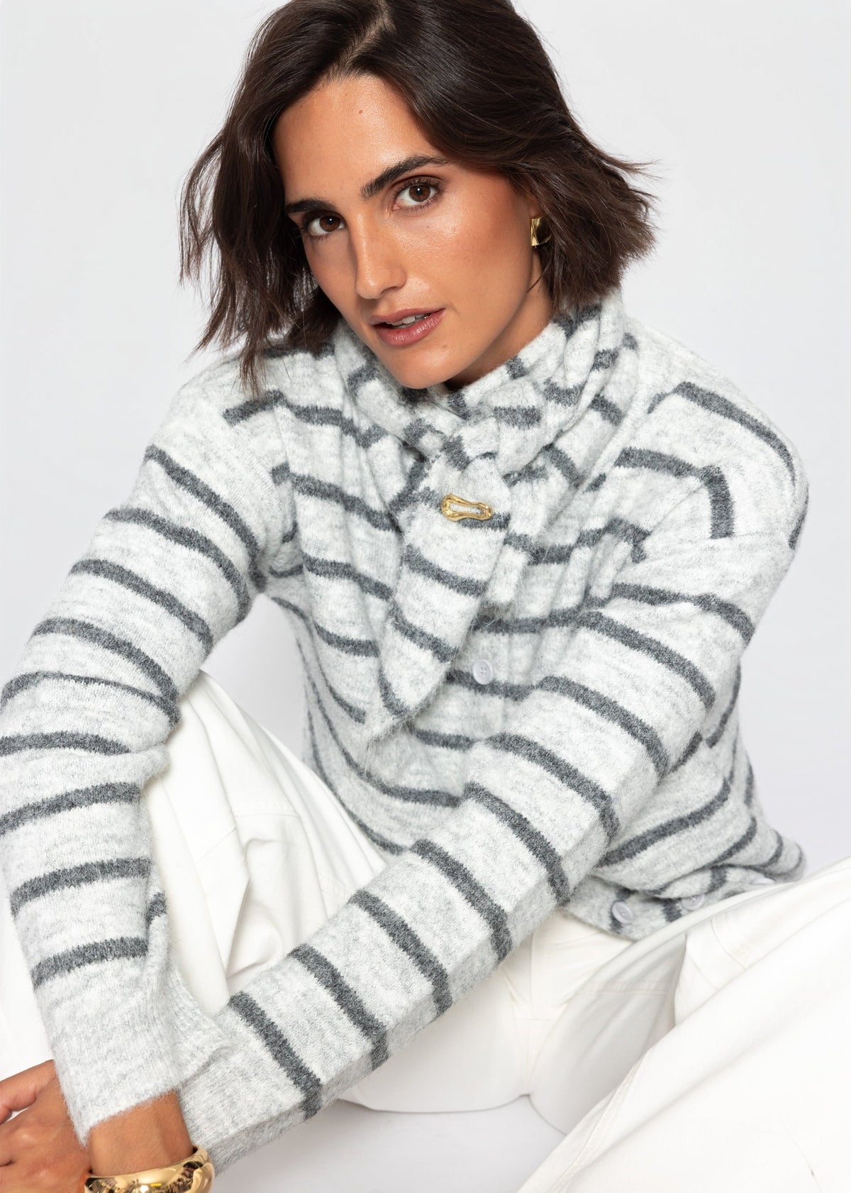 Cardigan rayé avec écharpe - gris