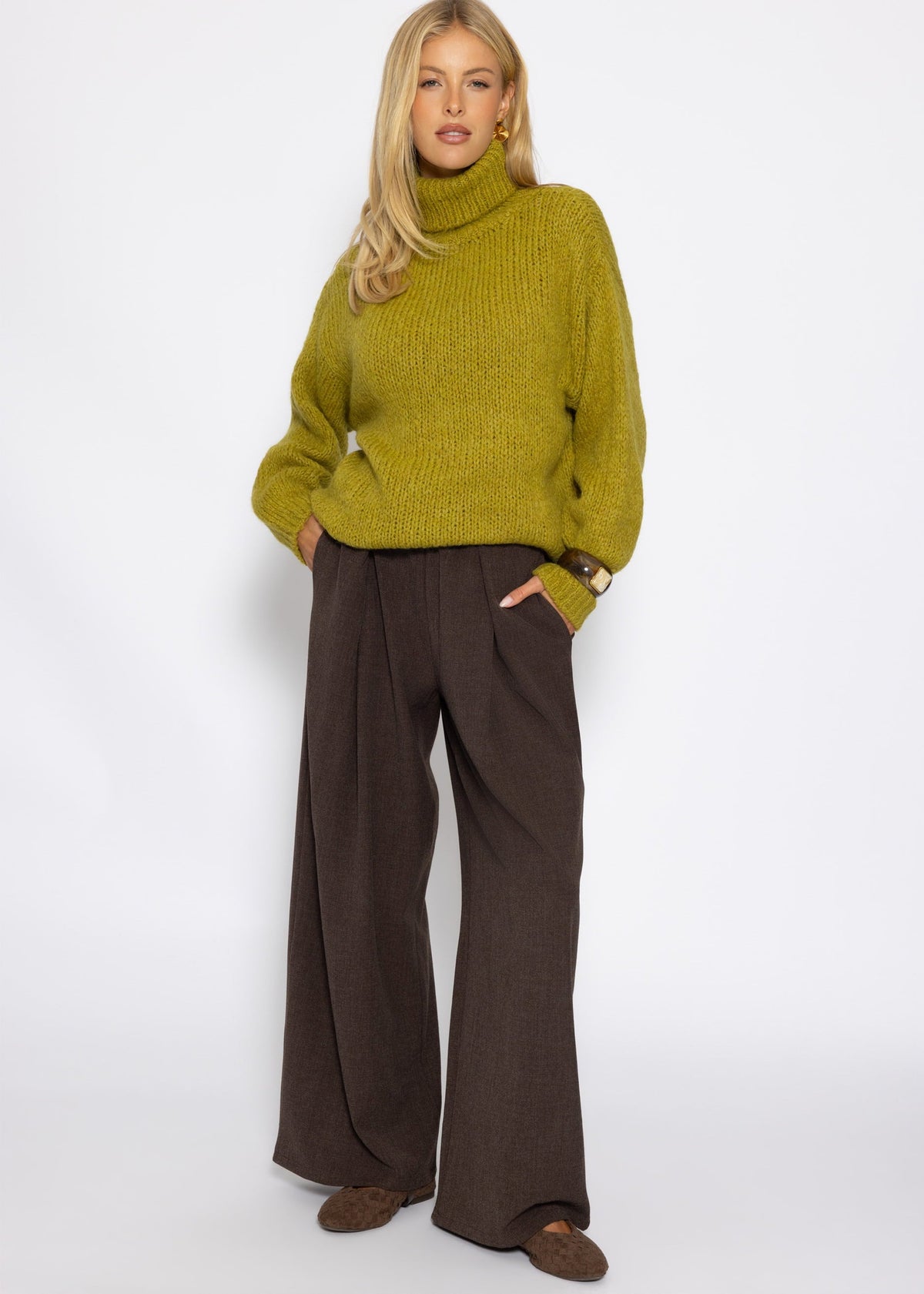 Pull en maille épaisse avec col roulé - vert olive