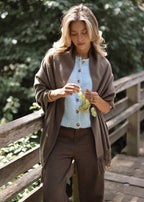 Cardigan à manches courtes avec coutures extérieures - bleu clair