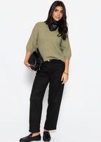 Pull en tricot à manches courtes avec décolleté en V - kaki