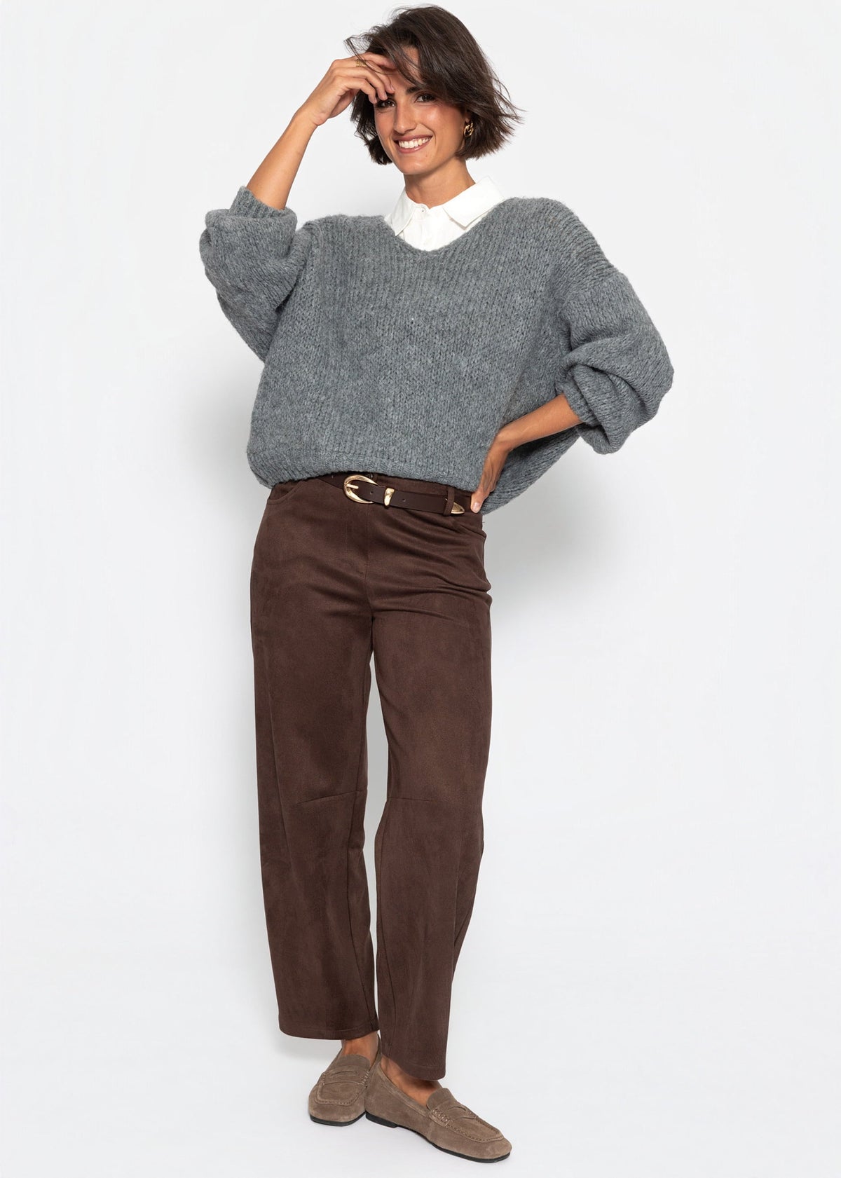 Pull oversize avec décolleté en V - gris foncé