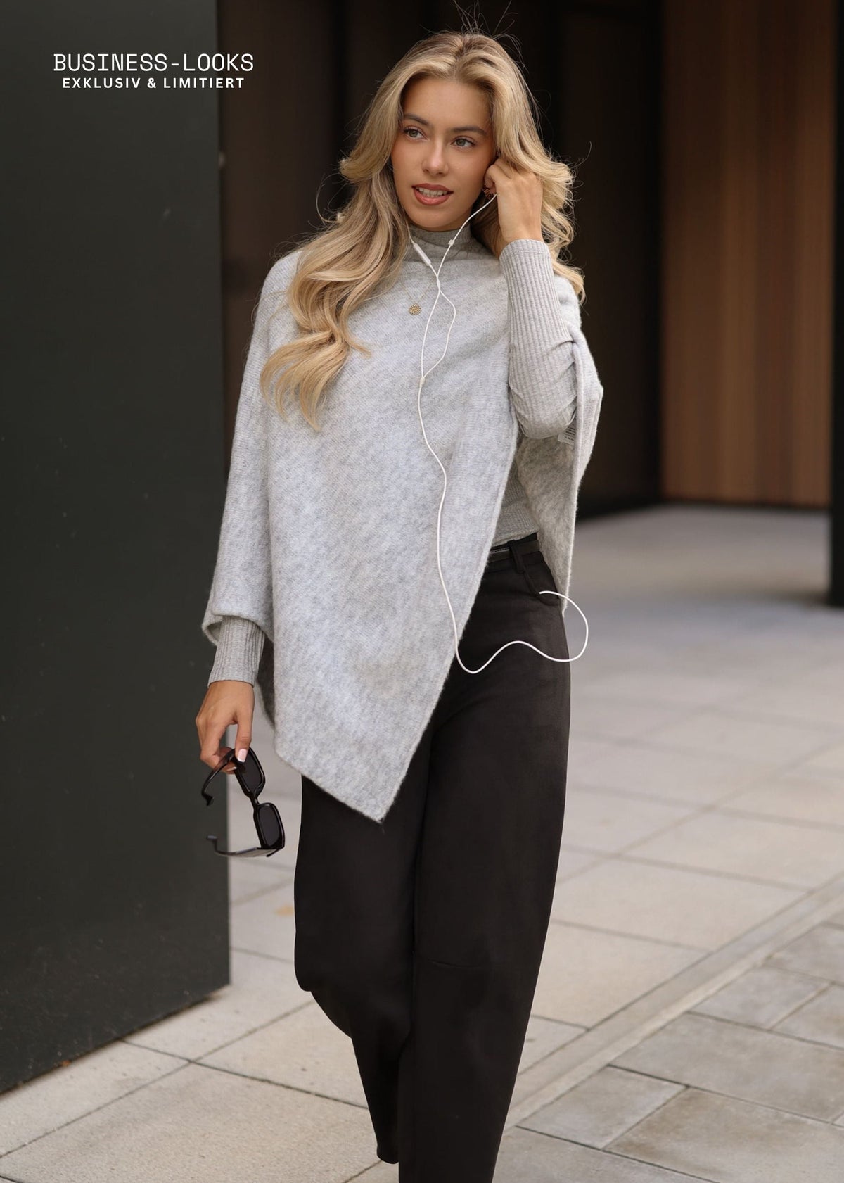 Poncho avec pourcentage de laine - gris