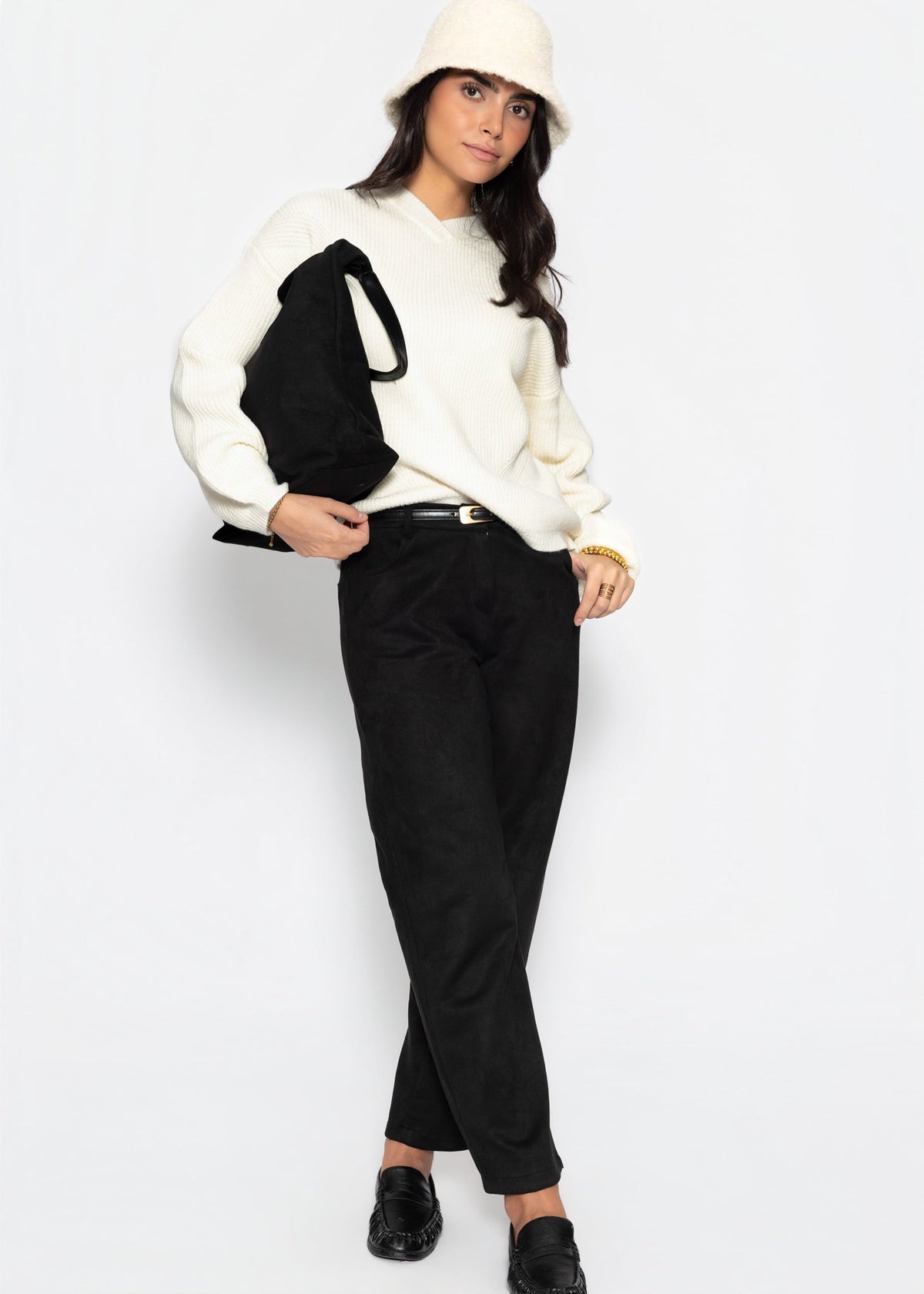 Pull en maille côtelée avec décolleté en V haut - blanc cassé