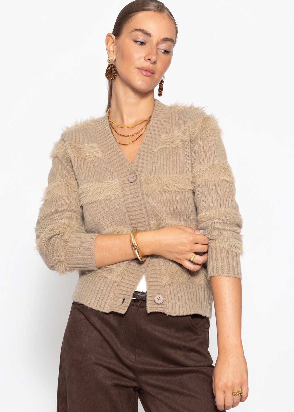 Cardigan avec des rayures duveteuses - taupe